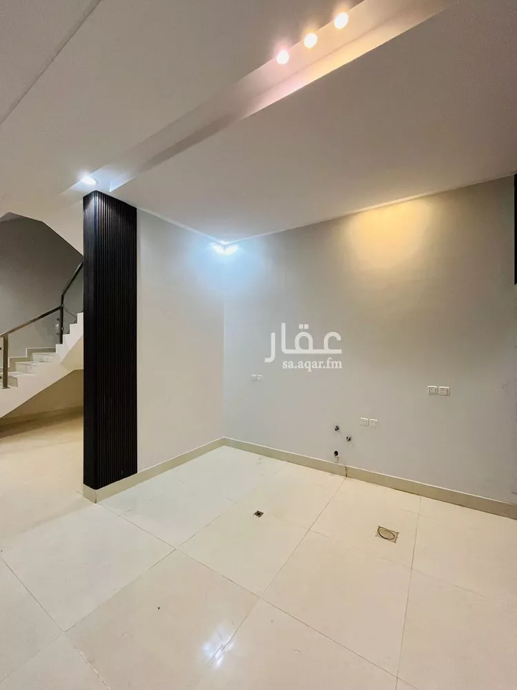 فيلا للبيع في شارع علاء الدين عبدالباقي, حي الرمال, مدينة الرياض, منطقة الرياض 11