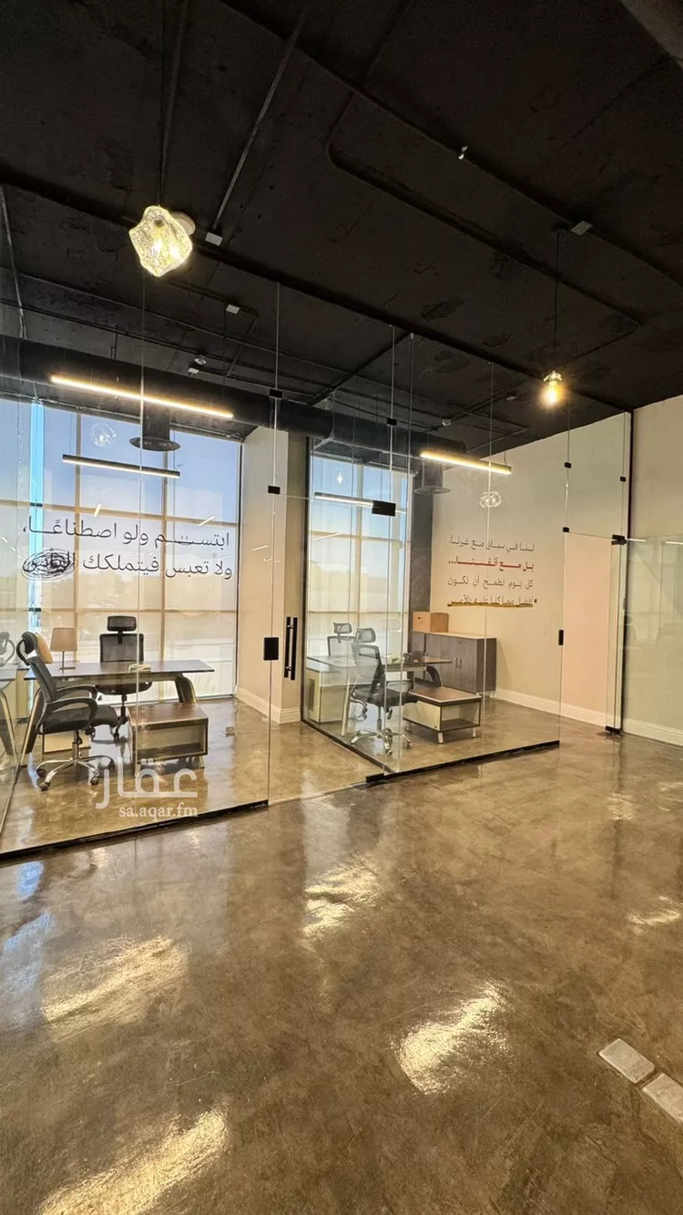 Commercial Office for Rent in Riyadh Ghirnatah صورة 3