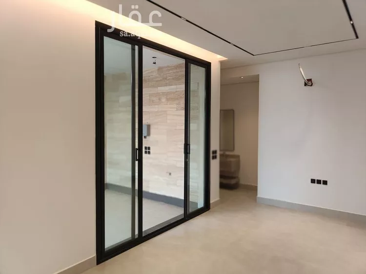 دور للبيع في شارع, حي المعيزيلة, مدينة الرياض, منطقة الرياض 8