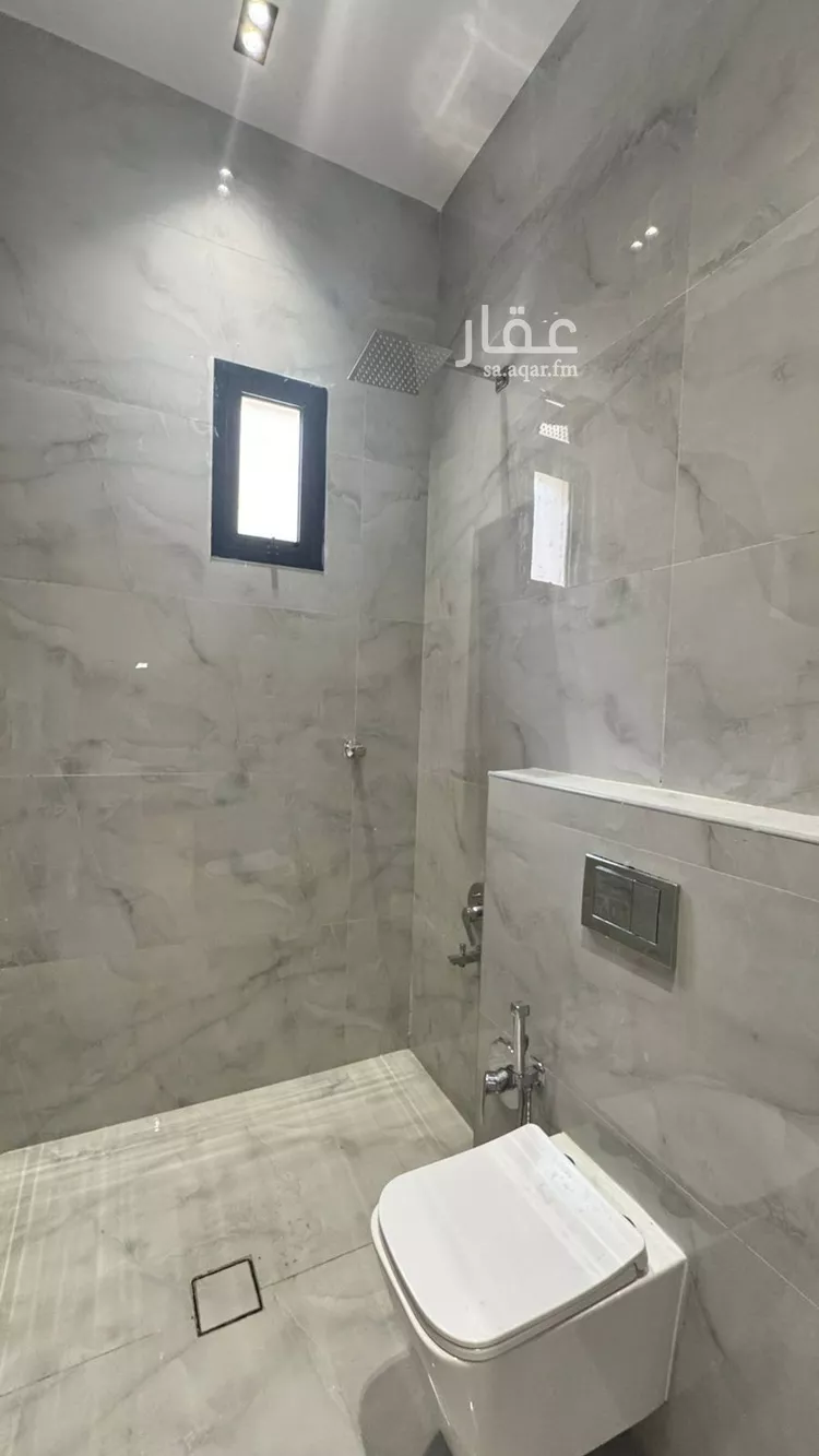 دور للبيع في شارع شارع, حي النظيم, مدينة الرياض, منطقة الرياض 6