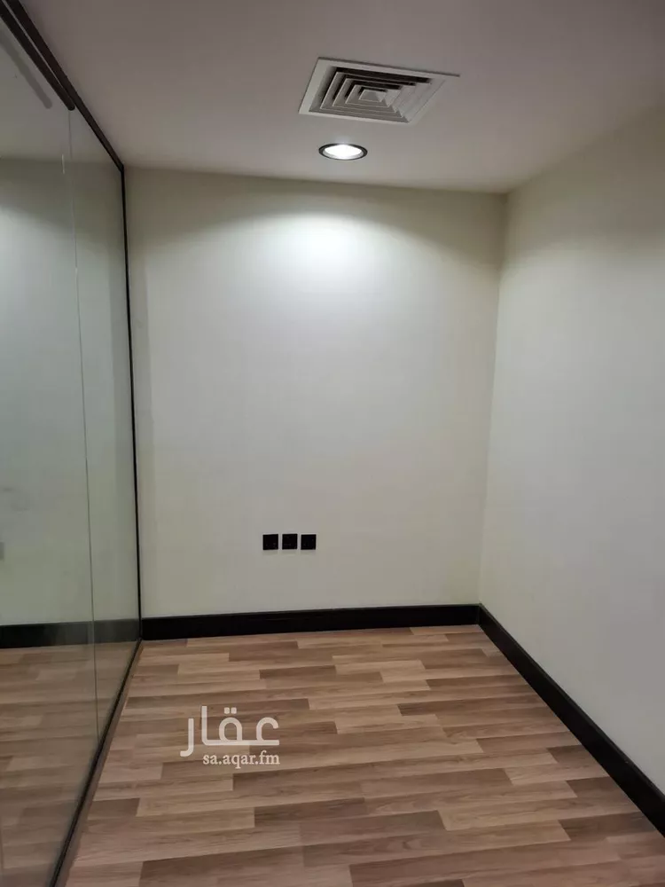 Commercial Office for Rent in Riyadh Al Yasmin صورة 5