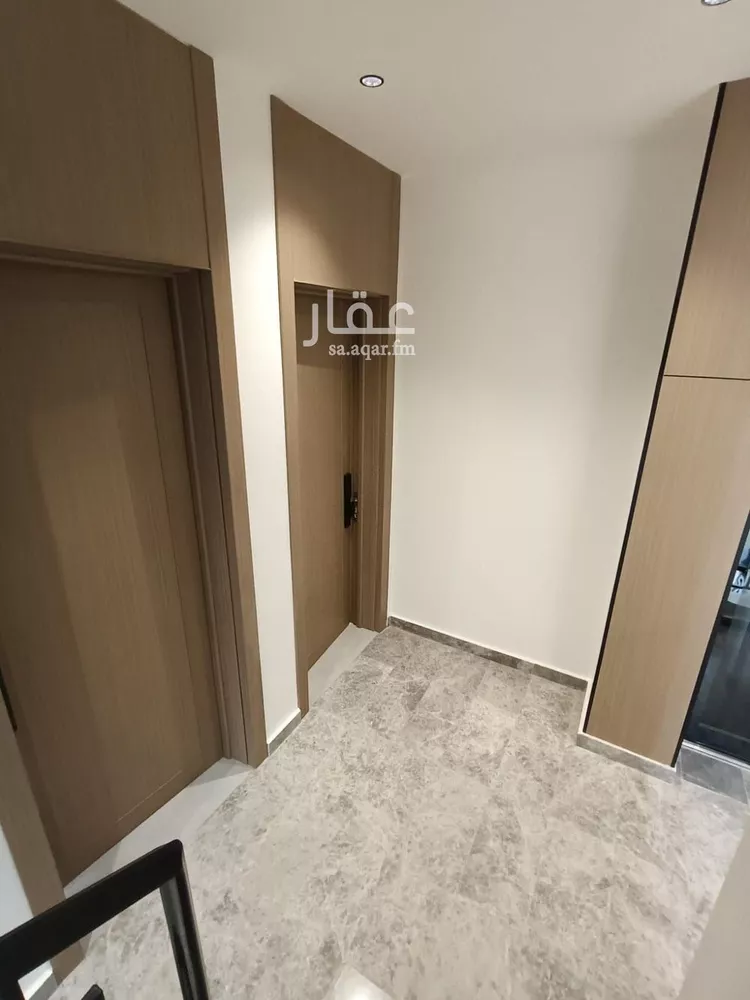 دور للبيع في شارع, حي المعيزيلة, مدينة الرياض, منطقة الرياض 11