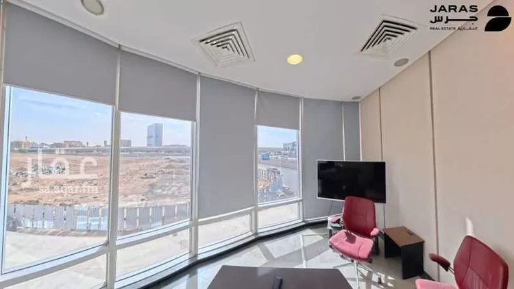 Commercial Office for Rent in Riyadh Al Mutamarat صورة 3