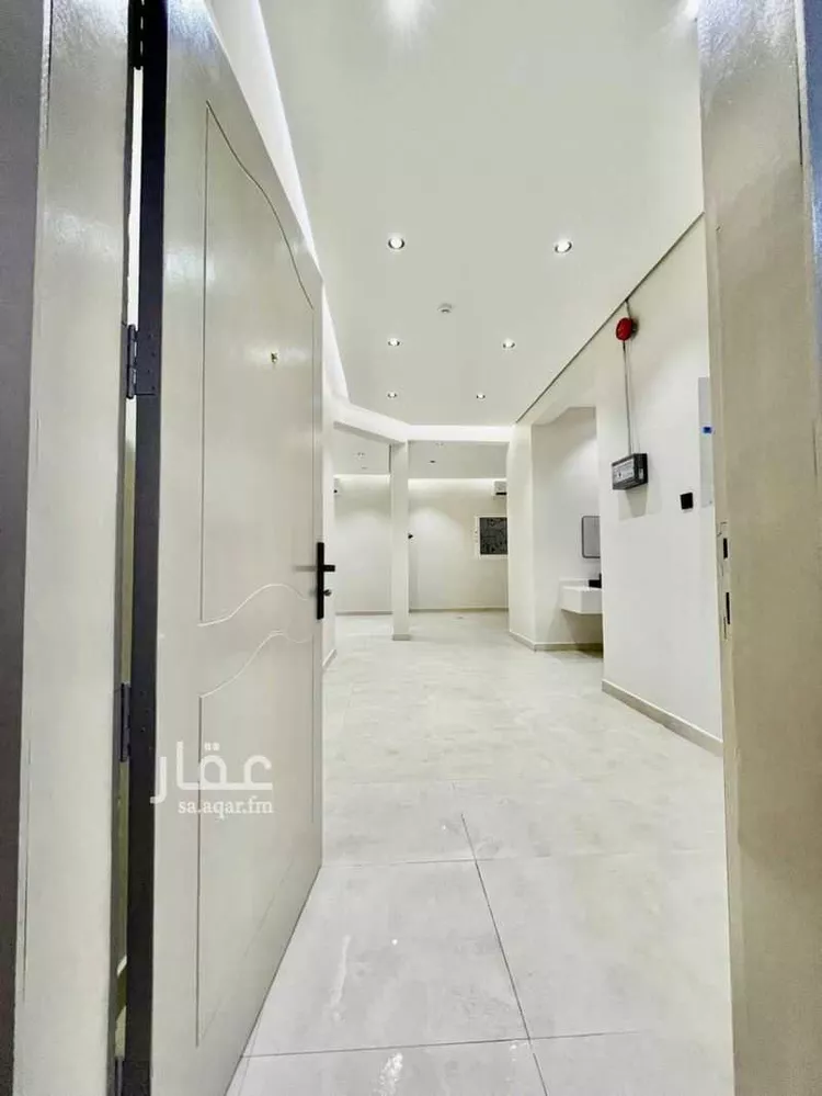 Commercial Office for Rent in Riyadh Al Quds صورة 5