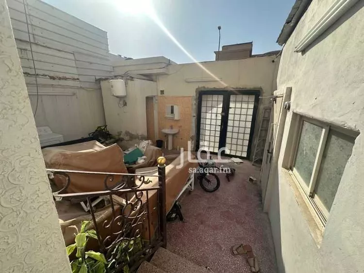 فيلا للبيع في شارع أحمد بن بكر ، حي الخليج ، الرياض ، منطقة الرياض صورة 2