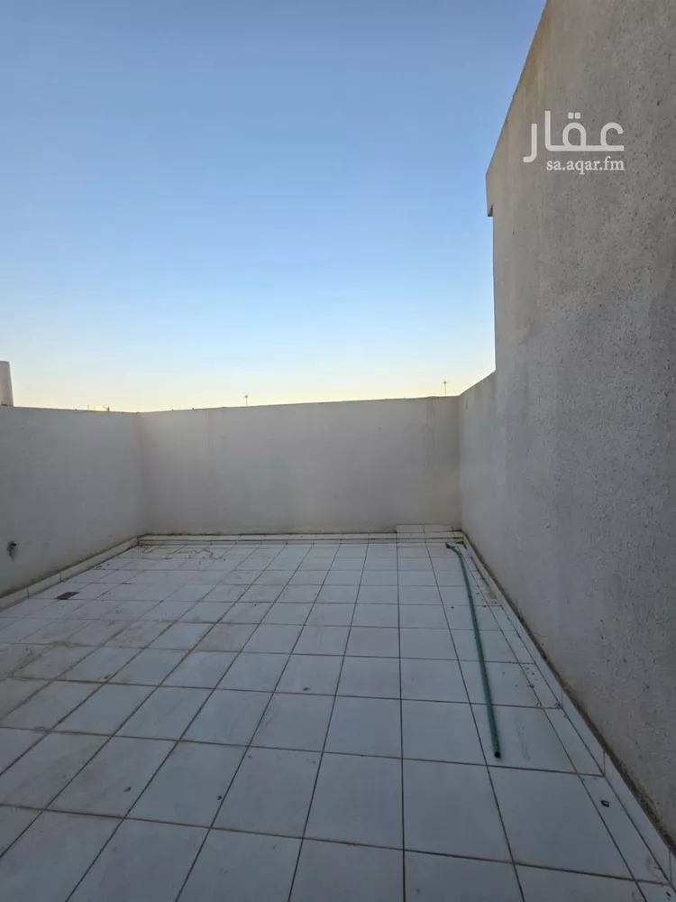 دور للبيع في حي بدر, مدينة الرياض, منطقة الرياض صورة 3