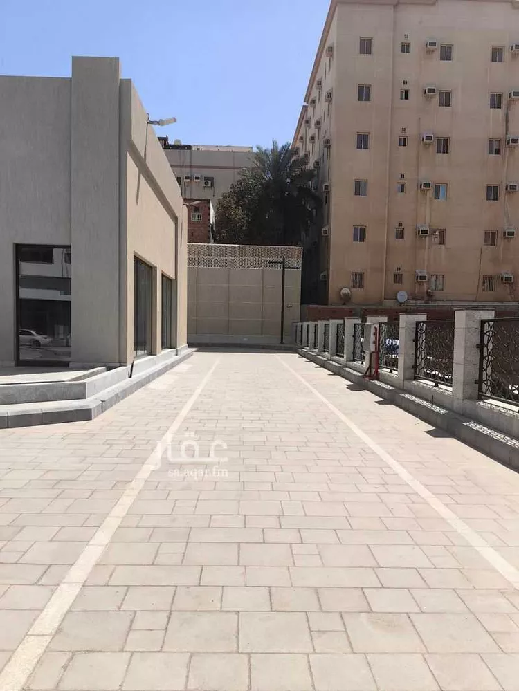 محل للإيجار في شارع ابو بكر الصديق, حي الشرفية, مدينة جدة, منطقة مكة المكرمة صورة 4