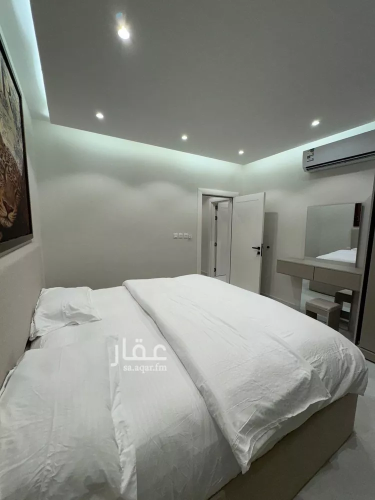 شقة مفروشة للحجز في شارع عبدالله بن حسن آل الشيخ, حي المصيف, الرياض صورة 5