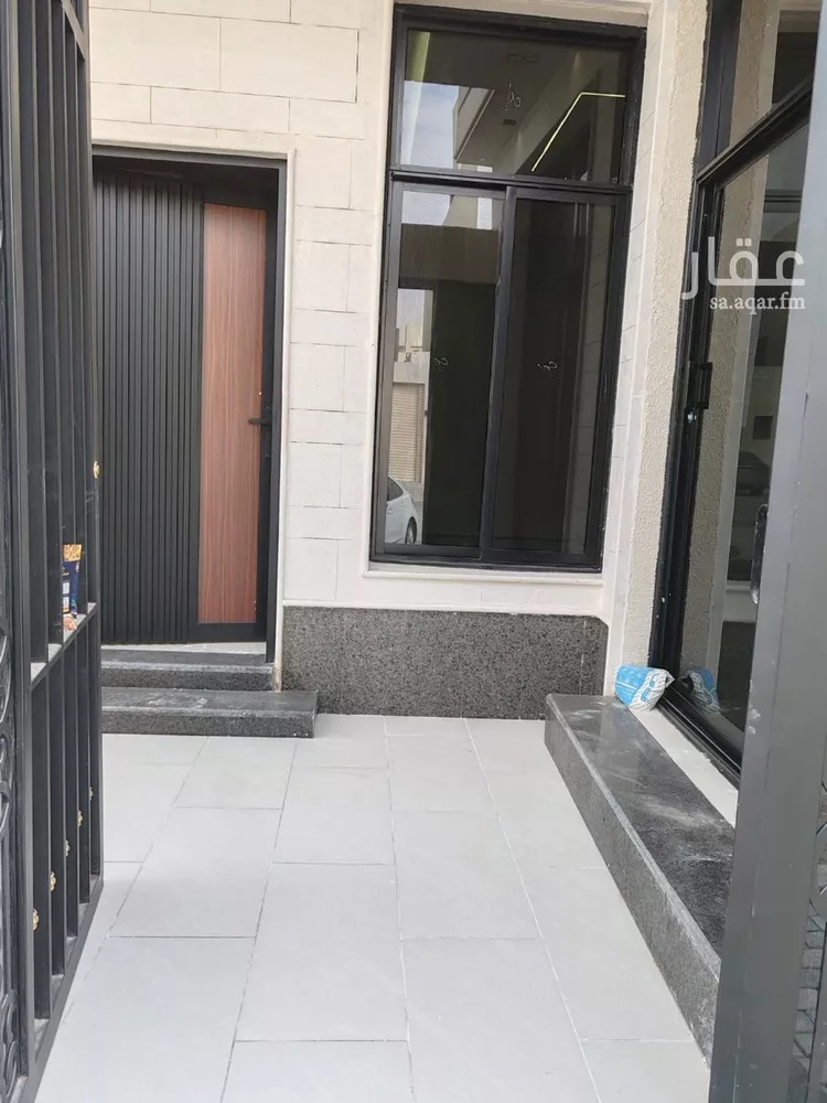 فيلا للبيع في شارع عبدالرحمن بن داود, حي الرمال, مدينة الرياض, منطقة الرياض