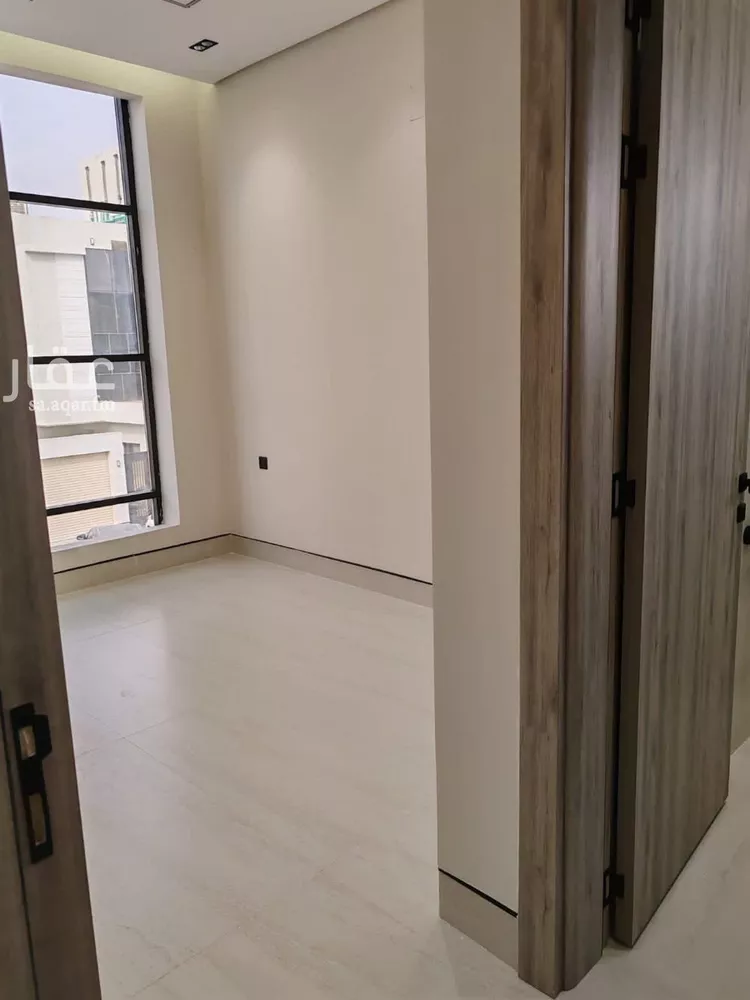 فيلا للبيع في شارع عبدالرحمن بن داود, حي الرمال, مدينة الرياض, منطقة الرياض صورة 4