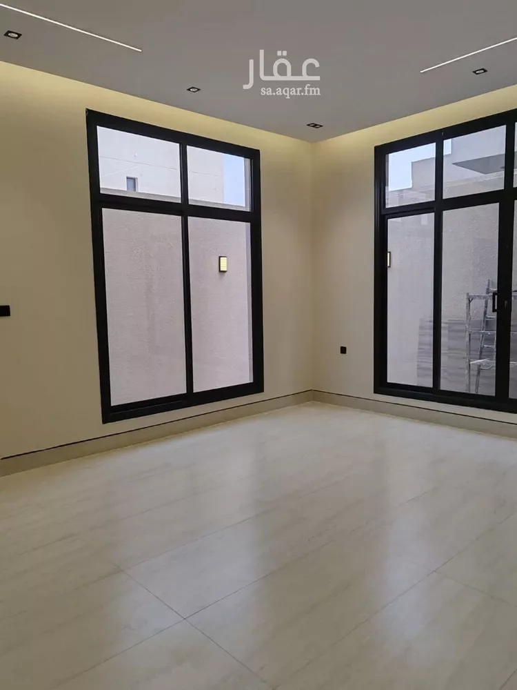 فيلا للبيع في شارع عبدالرحمن بن داود, حي الرمال, مدينة الرياض, منطقة الرياض صورة 2