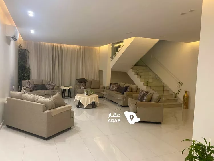 عمارة للبيع في شارع عثمان بن زهير, حي طيبة, مدينة المدينة المنورة, منطقة المدينة المنورة صورة 2