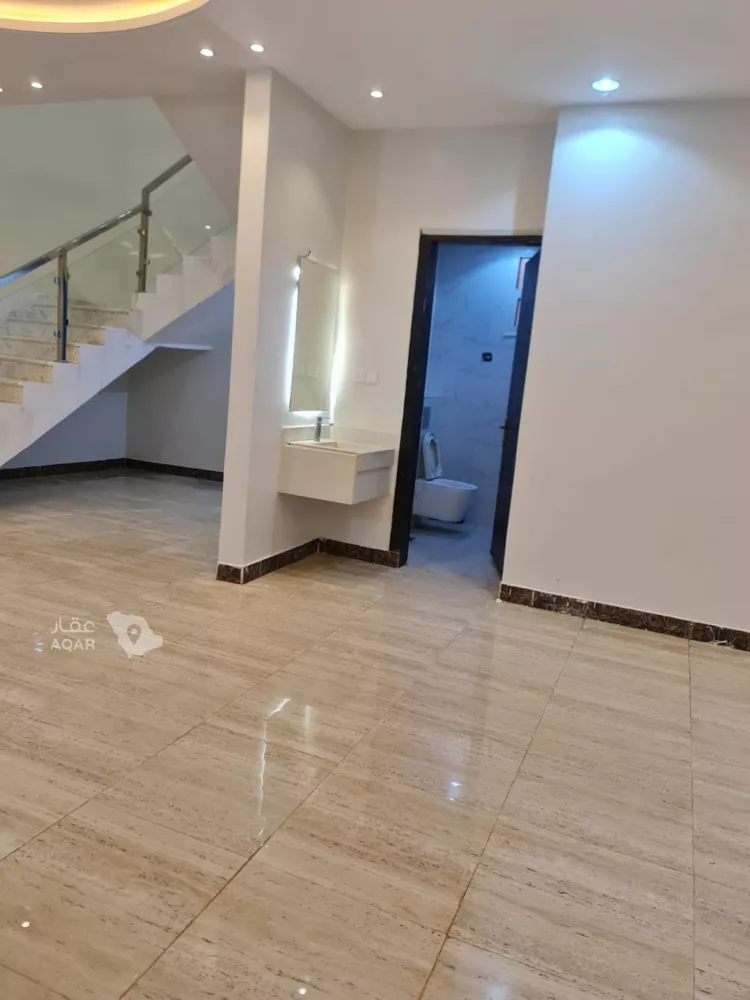 Villa for Rent in Riyadh Tuwaiq 8