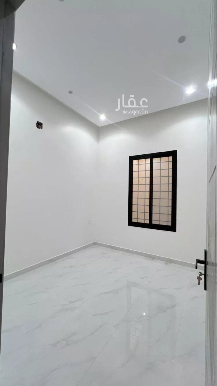 شقة للإيجار في شارع الكدادية, حي ظهرة لبن, مدينة الرياض, منطقة الرياض