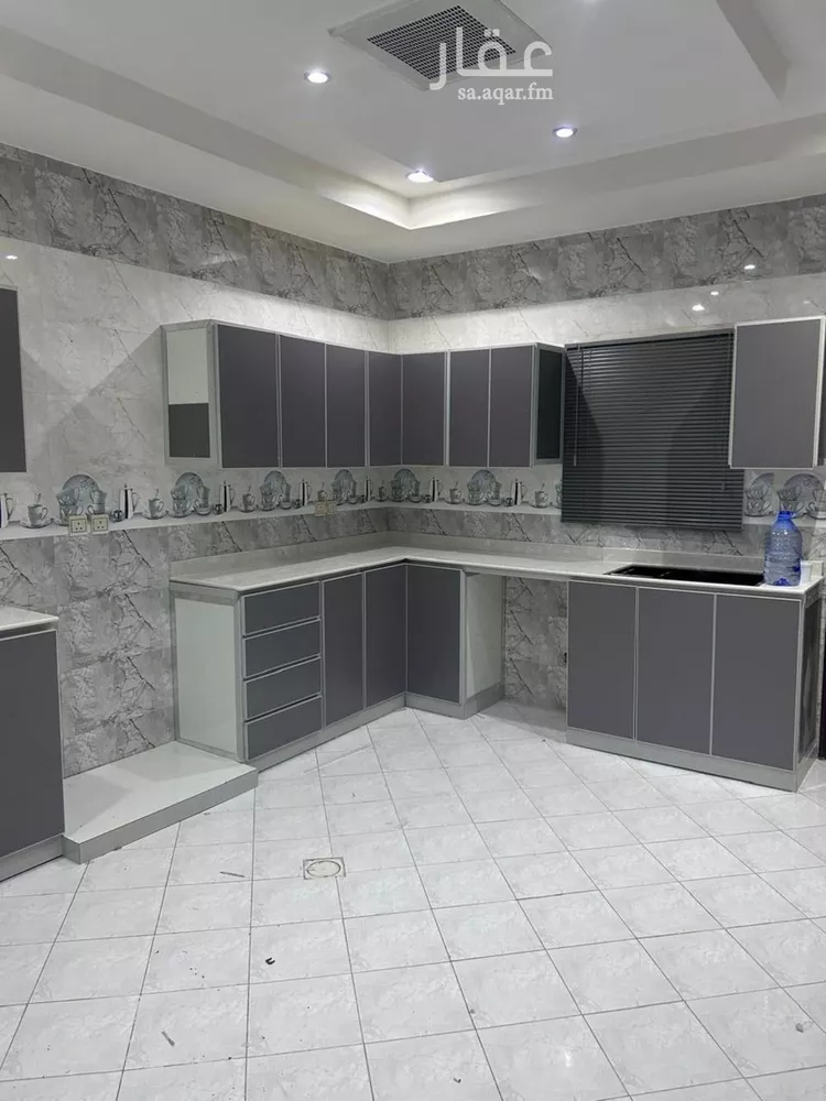 شقة للإيجار في شارع الكدادية, حي ظهرة لبن, مدينة الرياض, منطقة الرياض