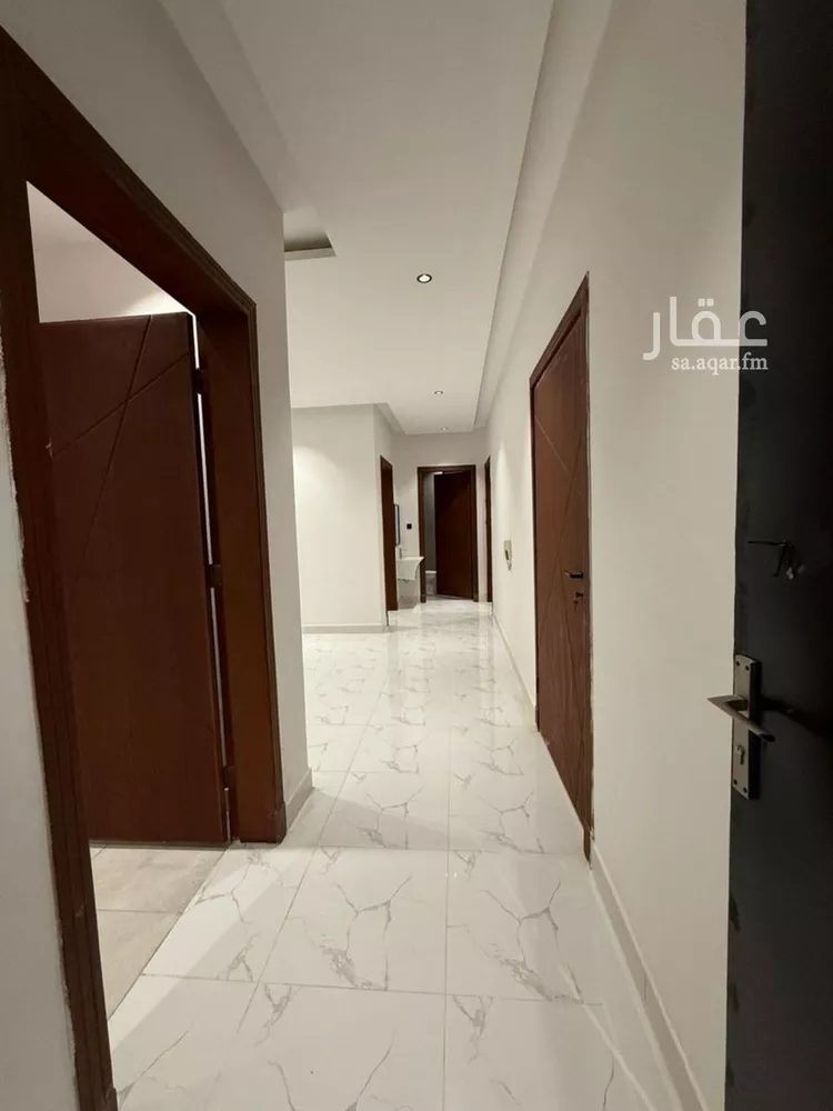 شقة للإيجار في شارع إسماعيل بن مبارك, حي بدر, مدينة الرياض, منطقة الرياض