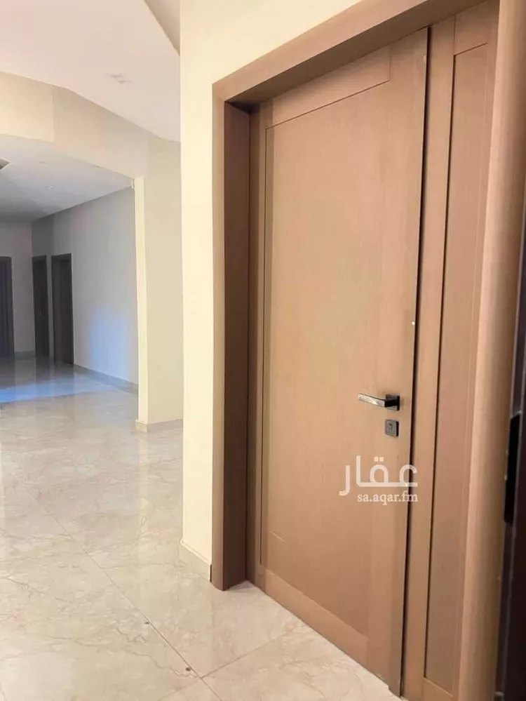 فيلا للبيع في شارع رقم 15, حي الندوة, مدينة الرياض, منطقة الرياض صورة 4