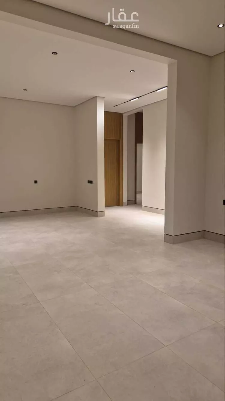Floor for Sale in Riyadh An Nadhim 7