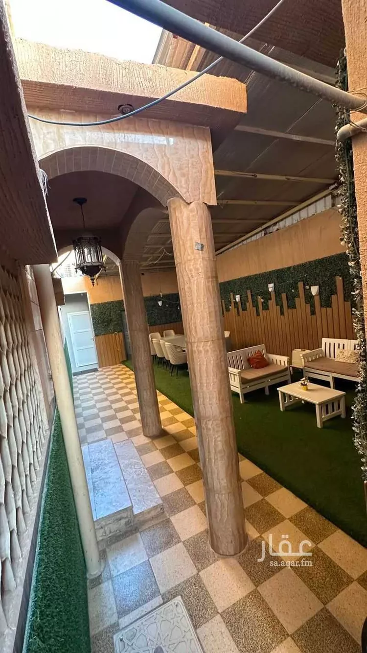 فيلا للبيع في شارع البريقات, حي النظيم, مدينة الرياض, منطقة الرياض 14