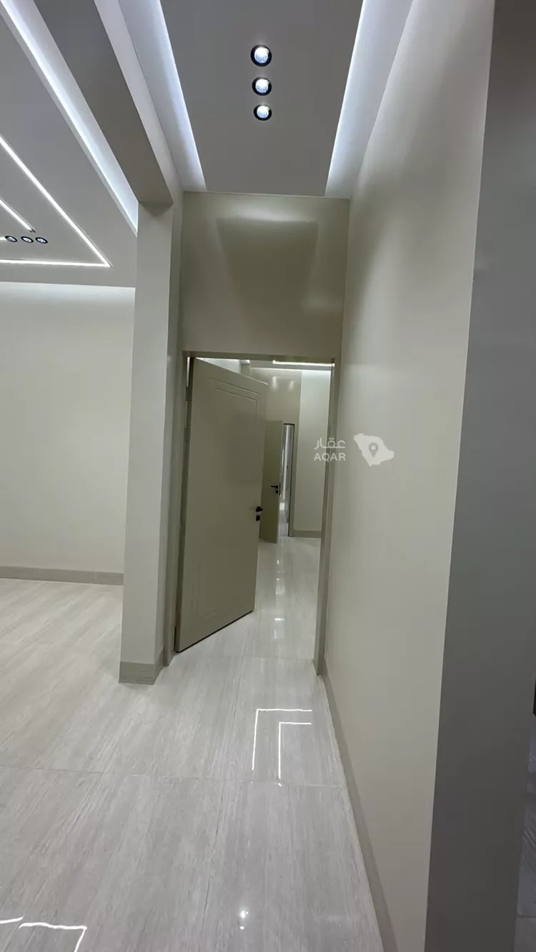 دور للبيع في شارع الحرف, حي النظيم, مدينة الرياض, منطقة الرياض 7