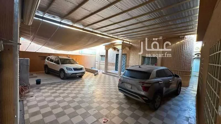 فيلا للبيع في شارع البريقات, حي النظيم, مدينة الرياض, منطقة الرياض 12