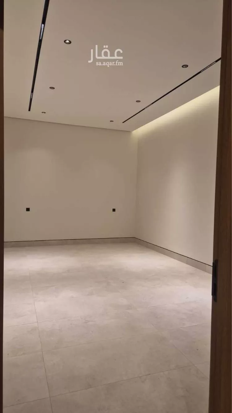 Floor for Sale in Riyadh An Nadhim 8