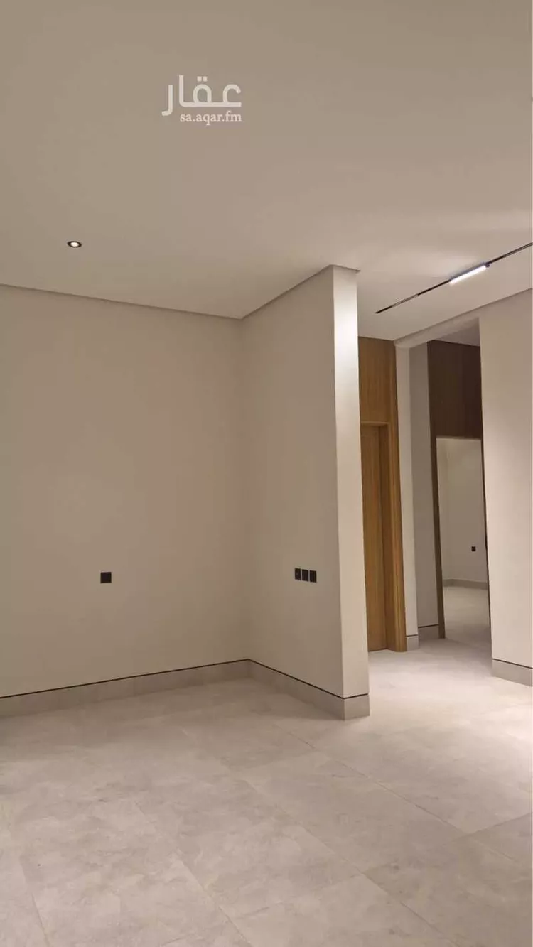 Floor for Sale in Riyadh An Nadhim 11