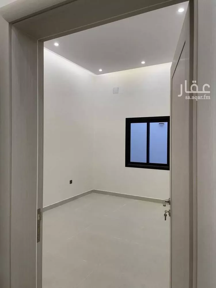 دور للبيع في شارع شارع رقم 151, حي الجنادرية, مدينة الرياض, منطقة الرياض صورة 3