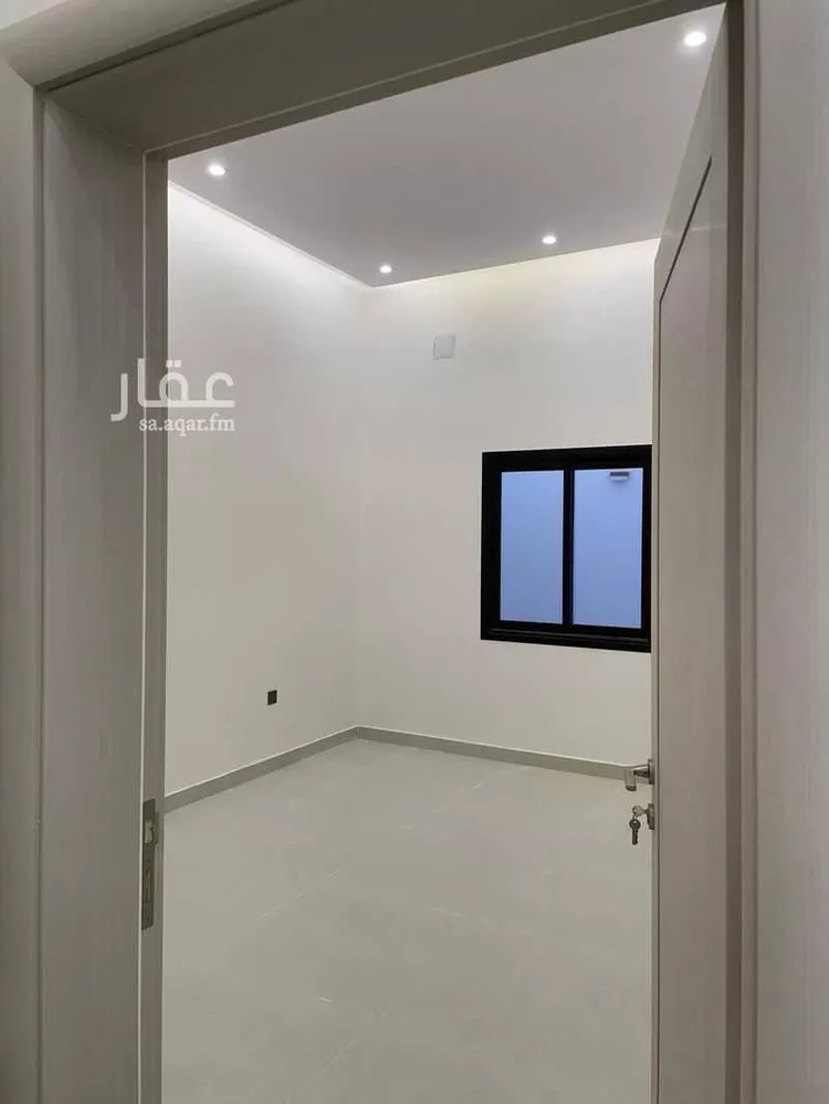 دور للبيع في شارع شارع رقم 151, حي الجنادرية, مدينة الرياض, منطقة الرياض صورة 3