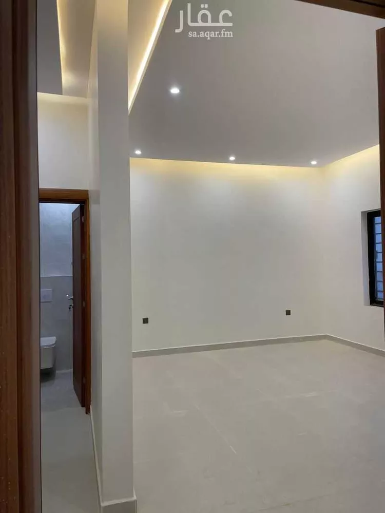 دور للبيع في شارع شارع رقم 151, حي الجنادرية, مدينة الرياض, منطقة الرياض صورة 2