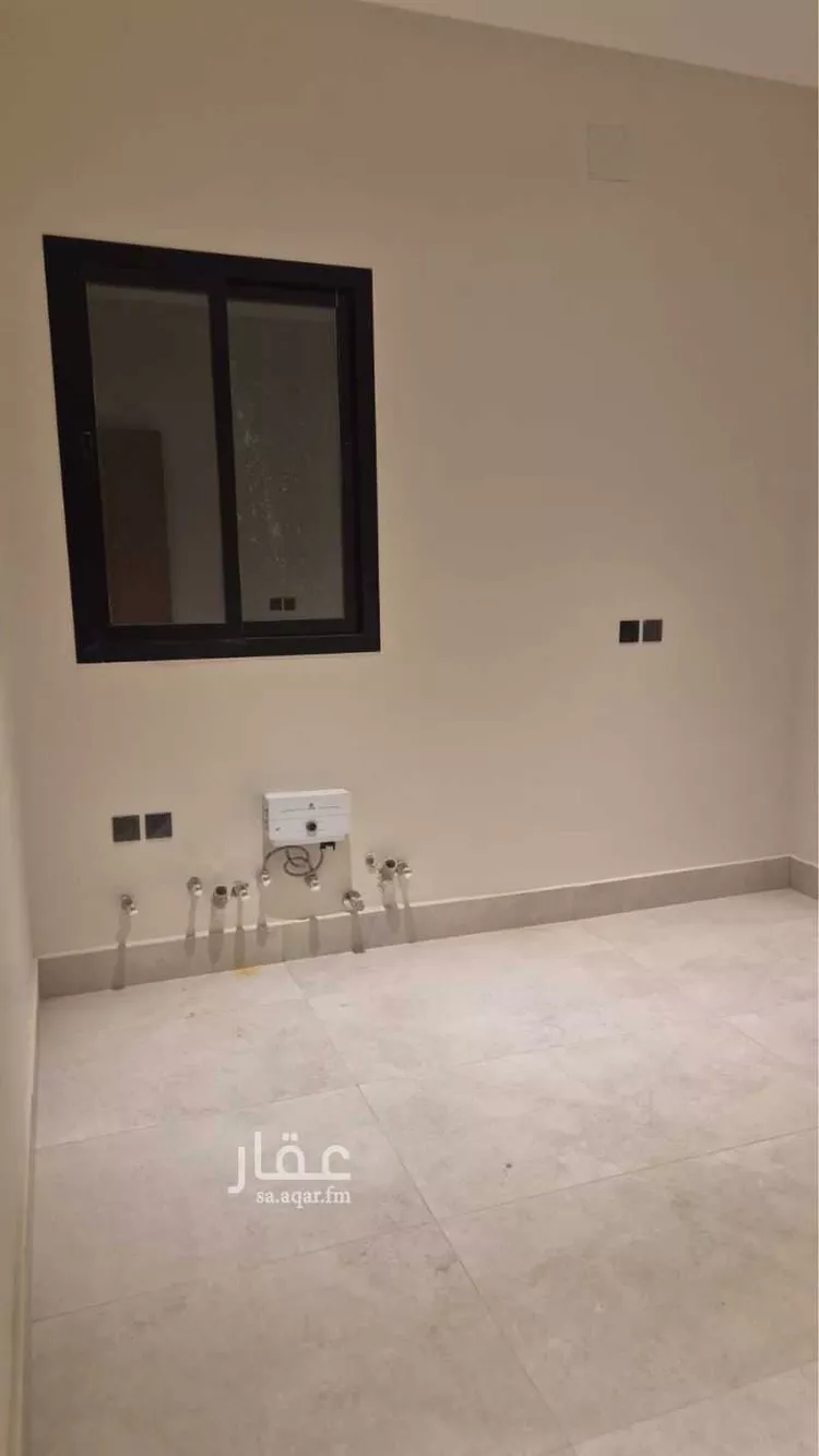 Floor for Sale in Riyadh An Nadhim 10