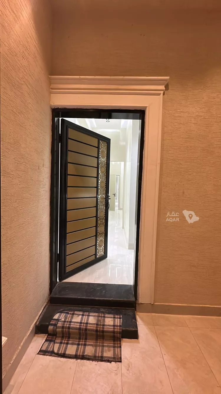 دور للبيع في شارع الحرف, حي النظيم, مدينة الرياض, منطقة الرياض 9