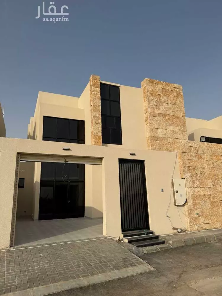 Floor for Sale in Al Hayathem Al Hayathem