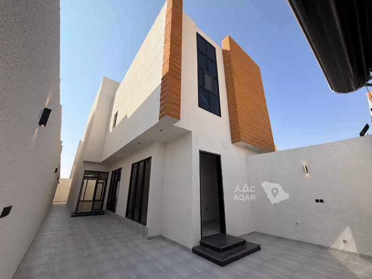 Floor for Sale in Al Kharj Al Safaa 2