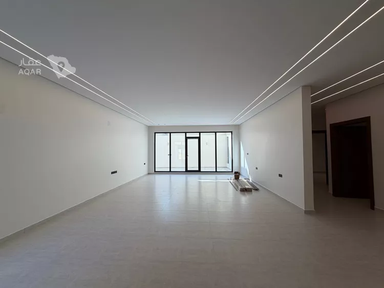 Floor for Sale in Al Kharj Al Safaa 6