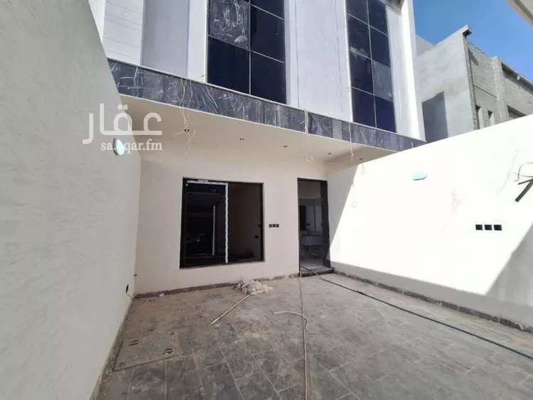 فيلا للبيع في شارع يونس بن عمر, حي عكاظ, مدينة الرياض, منطقة الرياض صورة 5