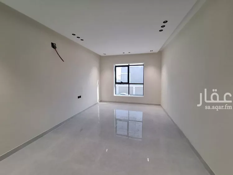 فيلا للبيع في شارع يونس بن عمر, حي عكاظ, مدينة الرياض, منطقة الرياض صورة 4