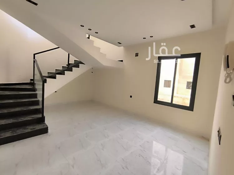 دور للبيع في شارع القاضي شريح, حي عكاظ, مدينة الرياض, منطقة الرياض صورة 4