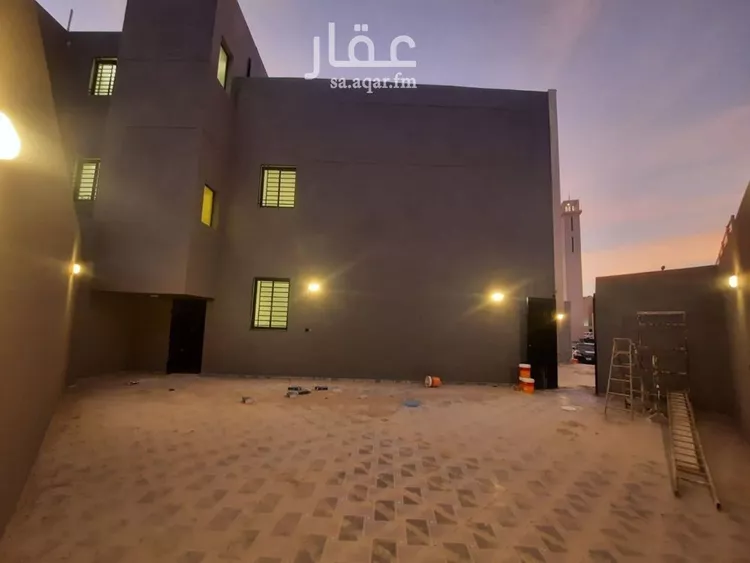 دور للبيع في شارع مالك بن الحارث, حي بدر, مدينة الرياض, منطقة الرياض صورة 4