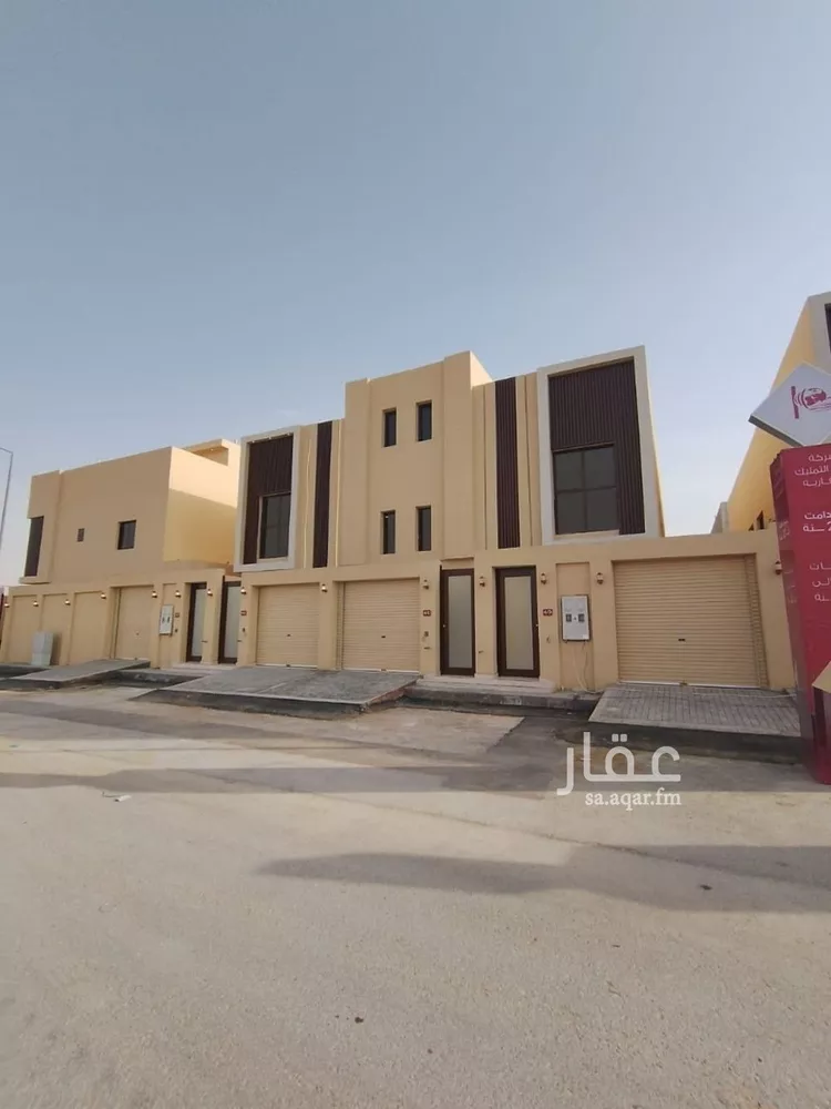 دور للبيع في شارع حسين بن صديق دحلان, حي عكاظ, مدينة الرياض, منطقة الرياض