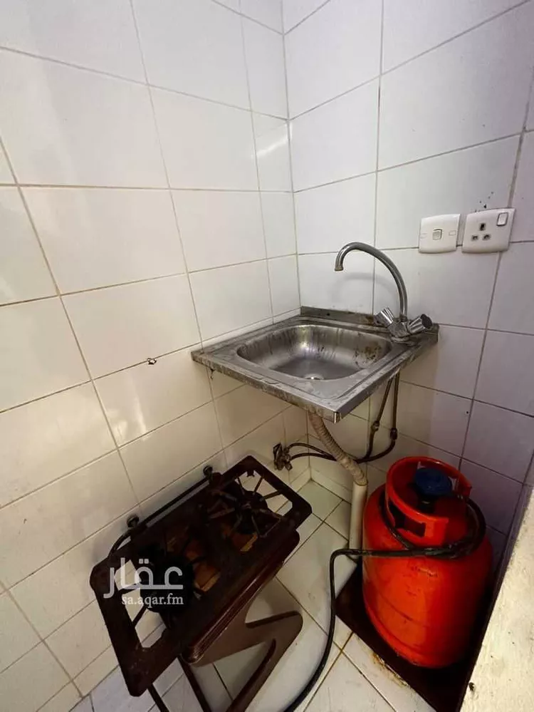 غرفة للإيجار في شارع أبي منصور البلوي, حي الملك فهد, مدينة الرياض, منطقة الرياض صورة 2