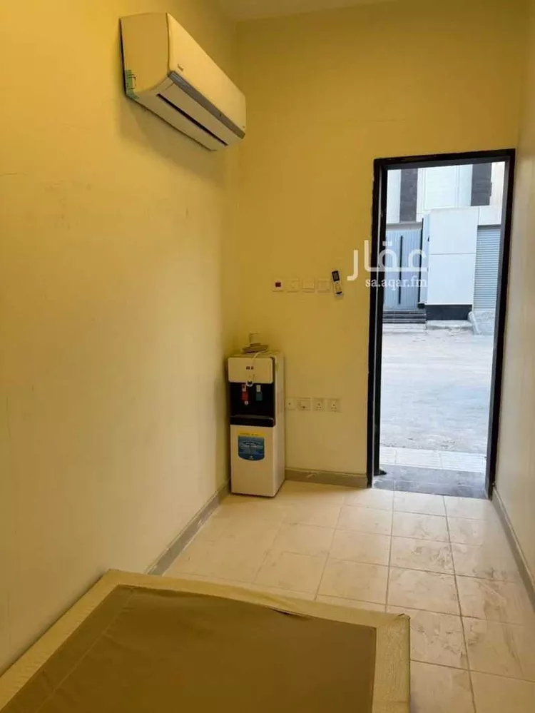 غرفة للإيجار في شارع إبراهيم العوفي, حي العارض, مدينة الرياض, منطقة الرياض صورة 3