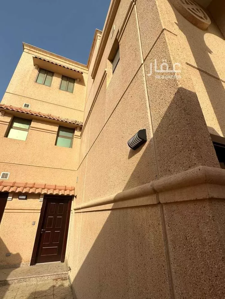 فيلا للبيع في شارع العنبرية, حي جلمودة, مدينة مدينه الجبيل الصناعيه, المنطقة الشرقية صورة 3