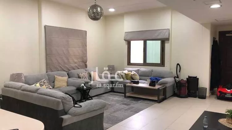 فيلا للإيجار في شارع شارع العارض, حي جلمودة, مدينة مدينه الجبيل الصناعيه, المنطقة الشرقية صورة 3