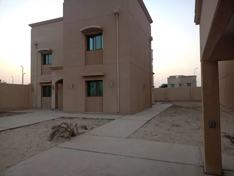 فيلا للإيجار في شارع شارع نمار, مدينة مدينه الجبيل الصناعيه, المنطقة الشرقية صورة 3