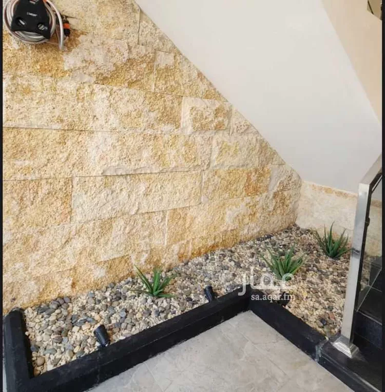 دور للبيع في شارع رافع ابن مالك, حي نوارة, مدينة المزاحمية, منطقة الرياض صورة 3