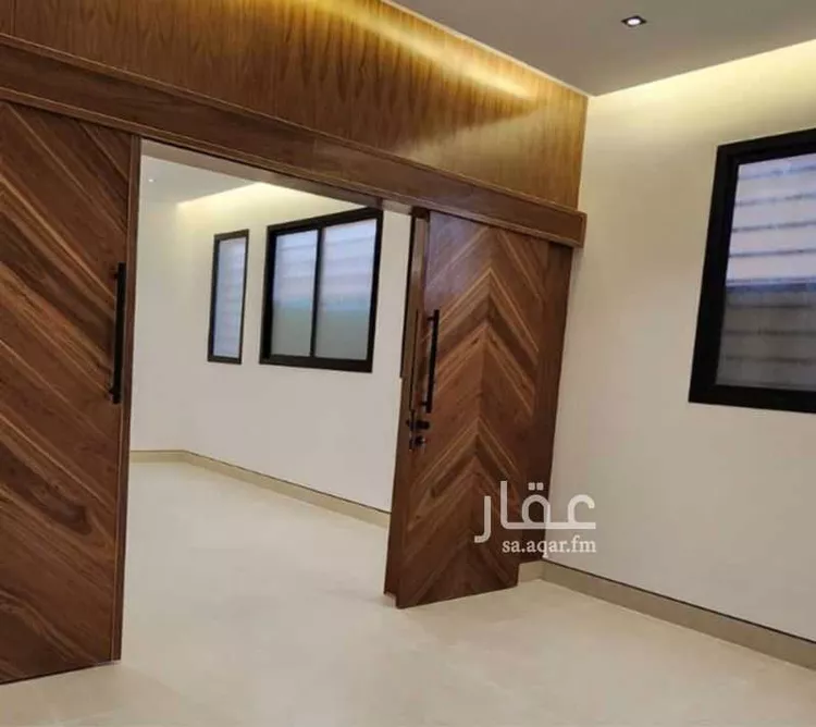 دور للبيع في شارع رافع ابن مالك, حي نوارة, مدينة المزاحمية, منطقة الرياض صورة 2
