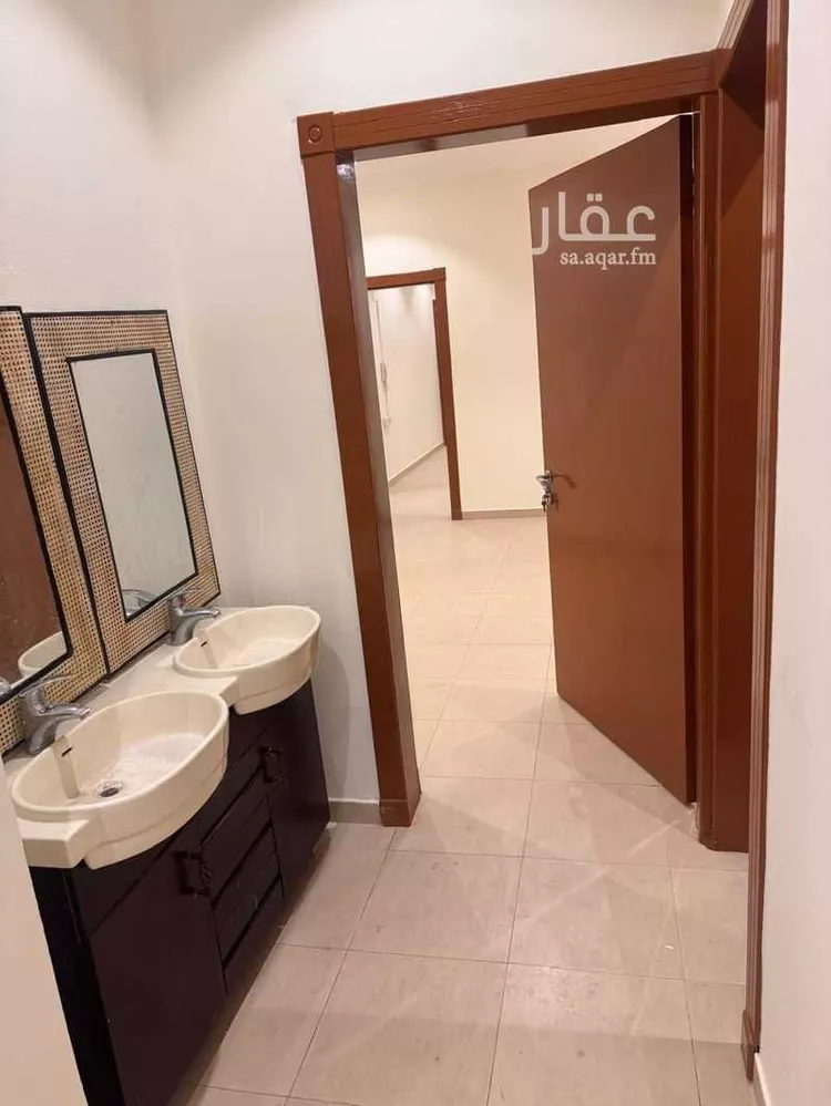 فيلا للإيجار في شارع الزهرة, حي الياسمين, مدينة الرياض, منطقة الرياض صورة 5