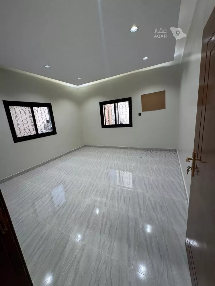 Building for Sale in Medina Al Duwaimah 10