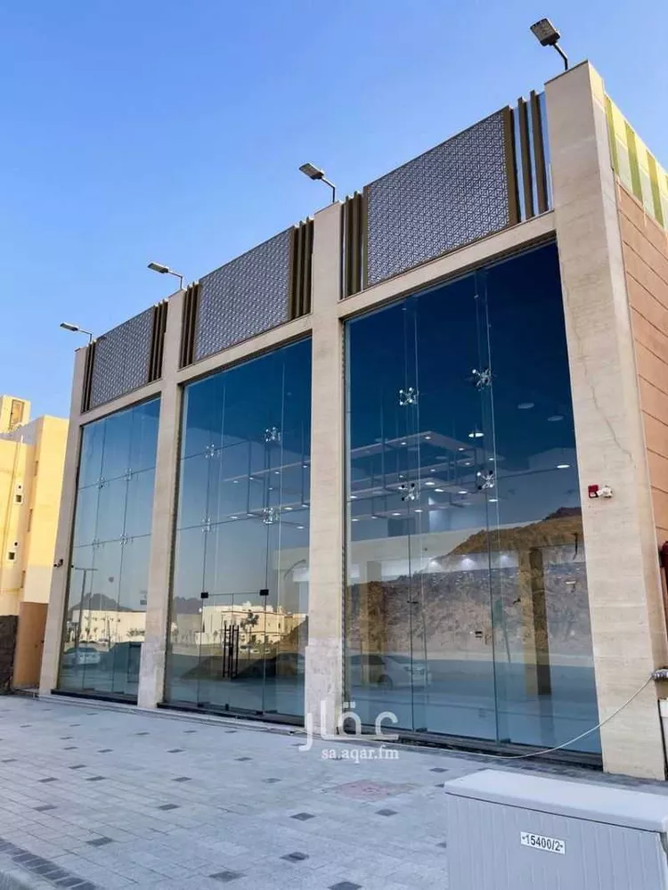 محل للبيع في شارع  الترمذي, حي العزيزية, مدينة المدينة المنورة, منطقة المدينة المنورة